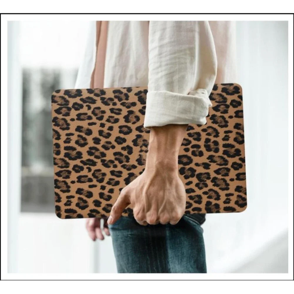 Leather Leopard Print Shell for MacBook Pro 14 in Case 2026-2021 M5 M4 M3 M2 M1
